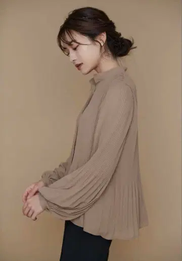 [ 새상품급 ] l'or 로르 블라우스 베이지 laubeblanc