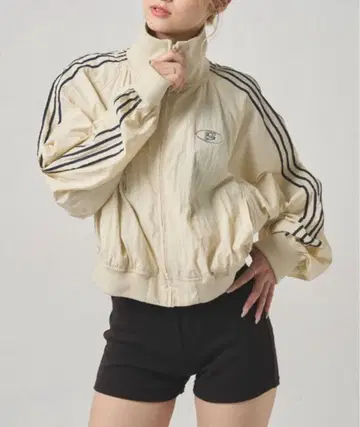 WHO'S WHO gallery 나일론 트랙 자켓