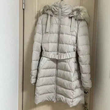 ZIVA 아이보리 다운 자켓 퍼 포함