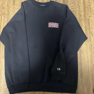 Champion 블랙 맨투맨