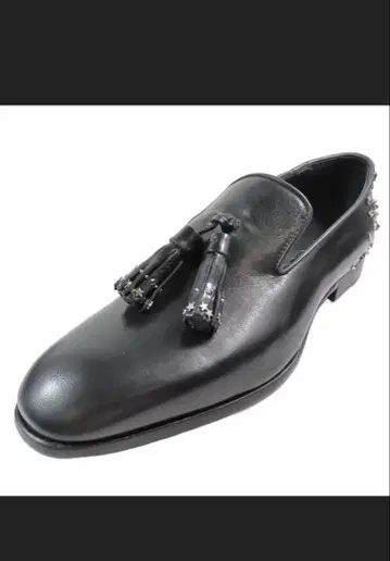 JIMMY CHOO 지미추 태슬 로퍼 스터드 가죽