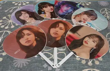 TWICE 미나 부채