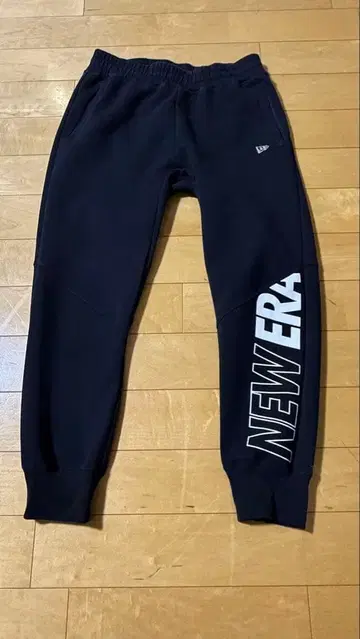 NEW ERA 블랙 스웨트 팬츠 XL