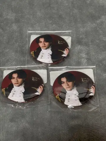 황혼의 왕 백금 윤타로 캔뱃지 3개 세트