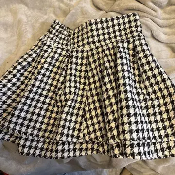 evelyn 하운드투스 체크 스커트