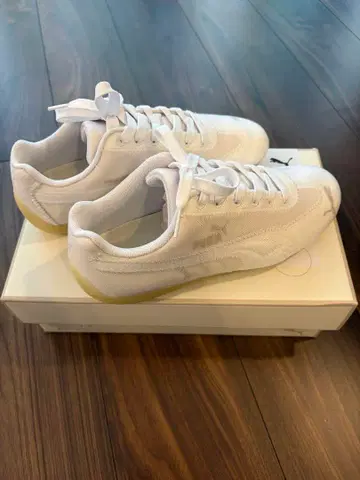 PUMA beautiful people 화이트 스니커즈