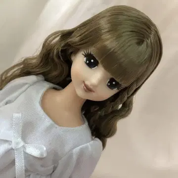 초대 제니 캐슬제