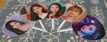 TWICE 쯔위 부채