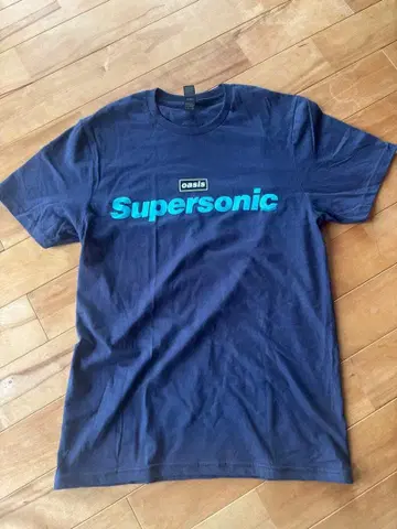 새상품 oasis Supersonic 네이비 T셔츠