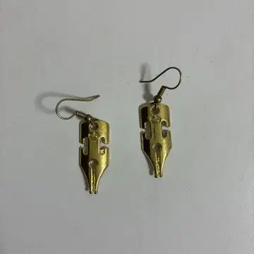 키시베 로한 귀걸이 죠죠 JOJO