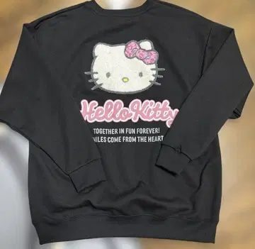 산리오 헬로키티 트레이닝복, 맨투맨 사가 자수