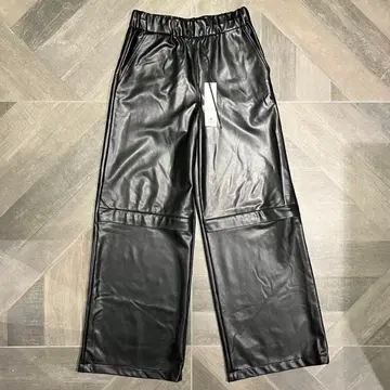 JOHN LAWRENCE SULLIVAN/LEATHER PANTS