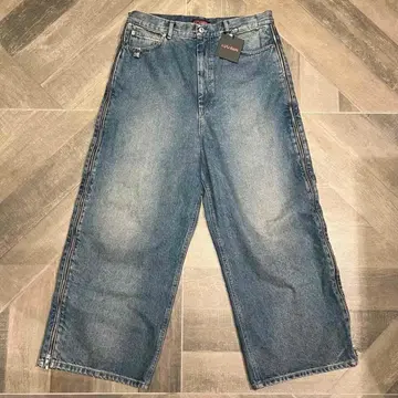 LU'U DAN / VINTAGE FINISH GIMMICK JEANS