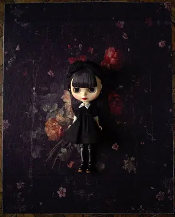 인형을 위한 배경 원단 브라이스 앤티크 인형 페르뒤의 사진 크로스
