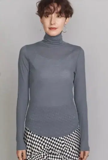 유스 유나이티드 애로우즈 수피마 코튼 시어 터틀넥 티셔츠