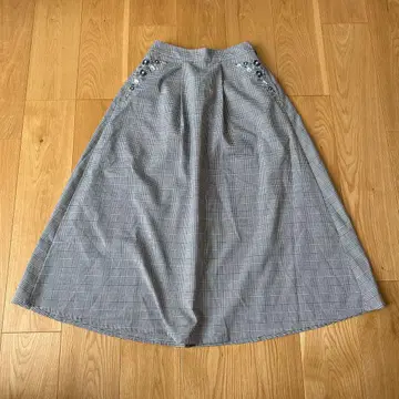 axes femme 엑시즈팜 자수 롱 스커트 체크 그레이