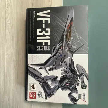 t4 DX 초합금 VF-31F 지크프리드 메사 펠트기