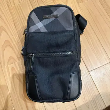 블랙 라벨 나일론 블랙 숄더백