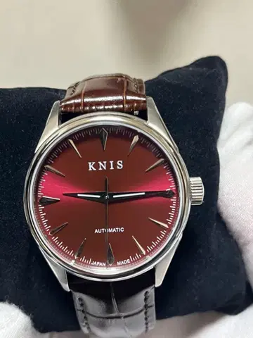 KNIS 손목시계 KN-001