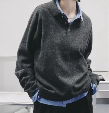 다크 그레이 폴로 옷깃 스웨터 긴팔