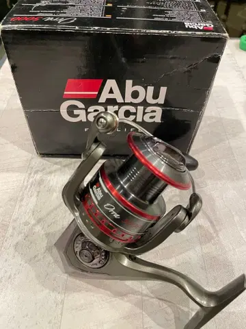 Abu Garcia Orra 5000 스피닝 릴