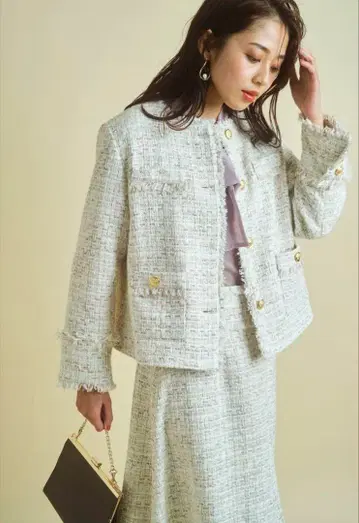 화이트 트위드 자켓 스커트 셋업