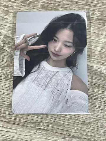 IVEFC 계속 혜택 한정판 트레이딩 카드 원영