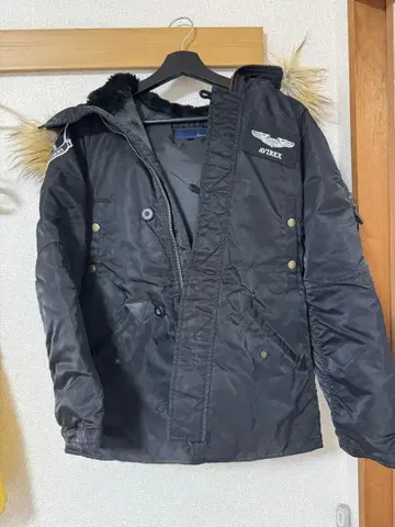 AVIREX 에어포스 자켓 블랙