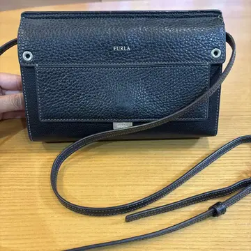 [ 새상품급 ] FURLA 라이크 가죽 지갑 숄더백 블랙