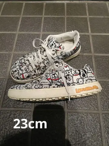 LOUDMOUTH 캐릭터 패턴 신발 23.0cm