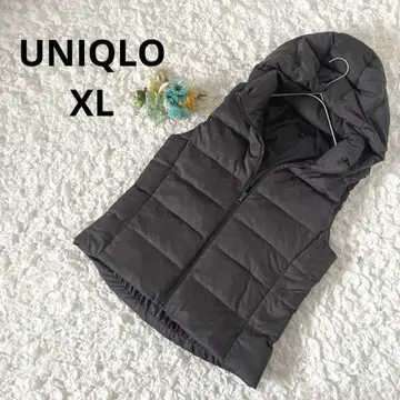 유니클로 스트레치 다운 베스트 후드 부착 2way 차콜 그레이 XL