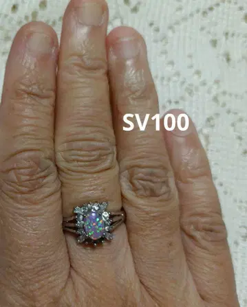 오팔? SV100 반지