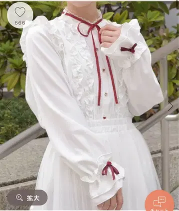 axes femme 휘핑 프릴 블라우스