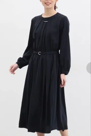 네이비 액세서리 부착 원피스 허니즈 Honeys