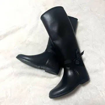 THUNDERSTORM 리본 포함 블랙 롱 부츠