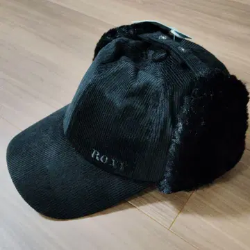 R.O.N.Y 귀도리 코듀로이 캡 블랙