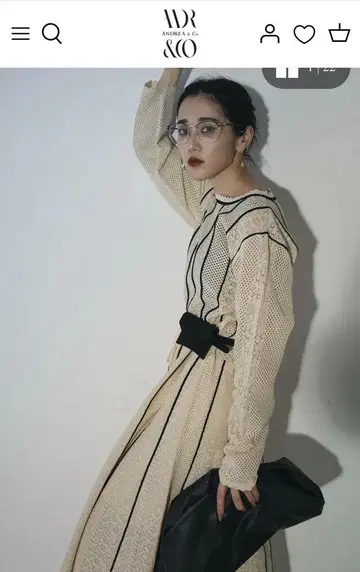 ANDREA.Co AUBREY 레이스 스트라이프 원피스