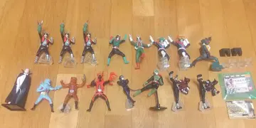 HG 가면라이더 16체 세트