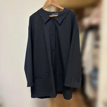 미사용 새상품급 mizuiro ind 블랙 긴팔 셔츠