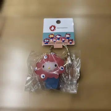 산리오 미야쿠미야쿠 콜라보 클리어 컬러 키링 키티