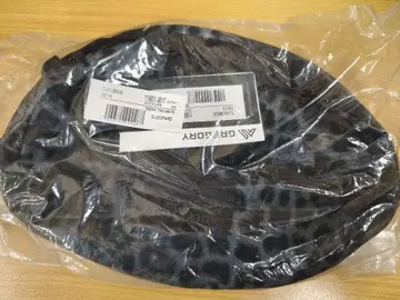 그레고리 웨스트 파우치 티니 테일메이트