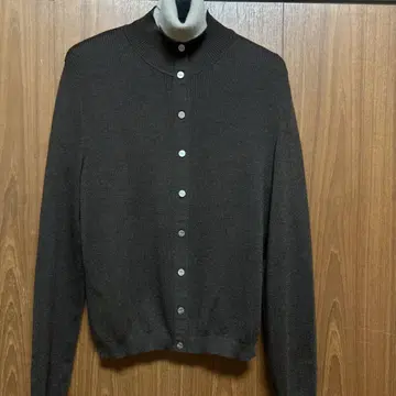 페라가모 가디건