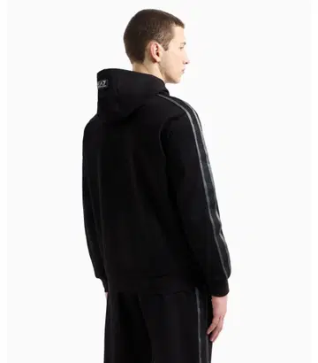 엠포리오 아르마니 후드티