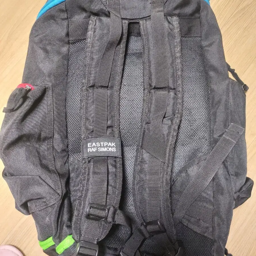 이스트팩 라프시몬스 백팩