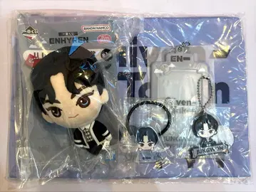 ENHYPEN 제일복권 정원 키링 봉제 인형 트레이딩 카드 케이스