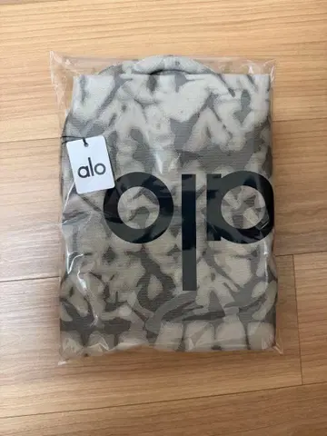 정품 alo 카모플라쥬 패턴 토트백