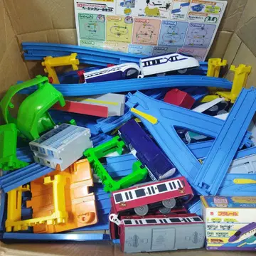 [ 익명 배송 ] 프라레일 차량과 레일 세트