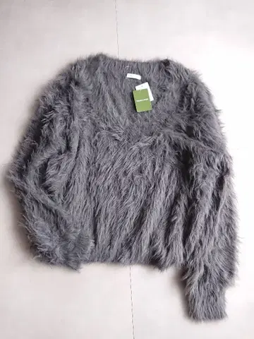 미사용 FREAK'S STORE 페더 얀 샤기 V 넥 니트
