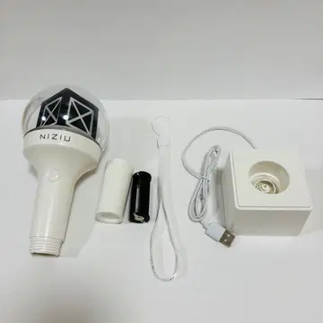 NiziU OFFICIAL LIGHT STICK