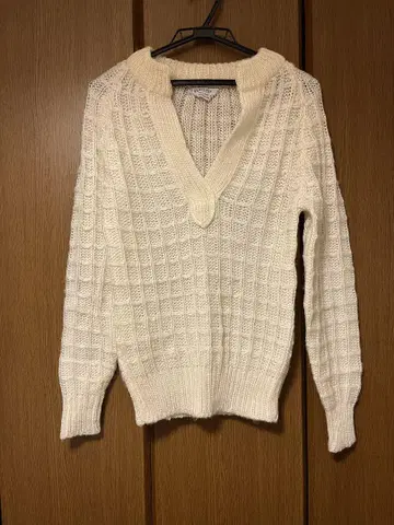 WAGTIME 아이보리 V넥 니트 스웨터